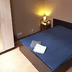 Vintage Private Rooms In The Heart Of The Downtown
